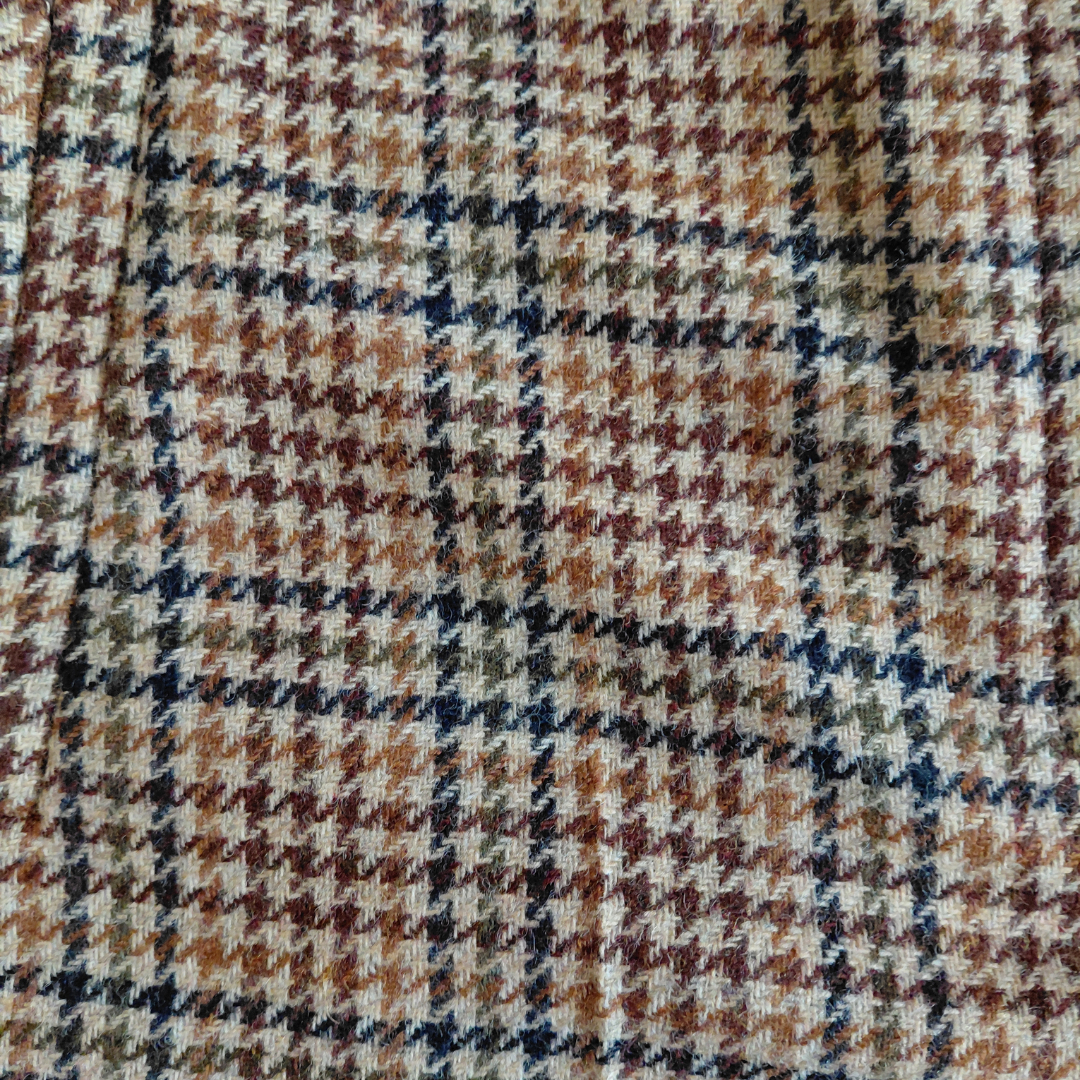 martin crop houndstooth pattern